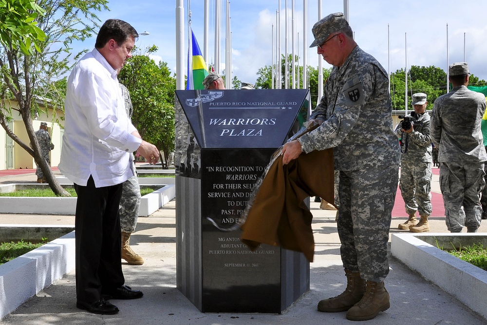 Puerto Rico's adjutant general unveils monument