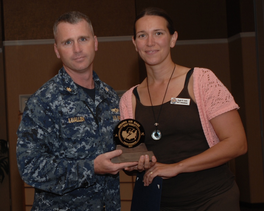 Navy Misawa honors command ombudsmen