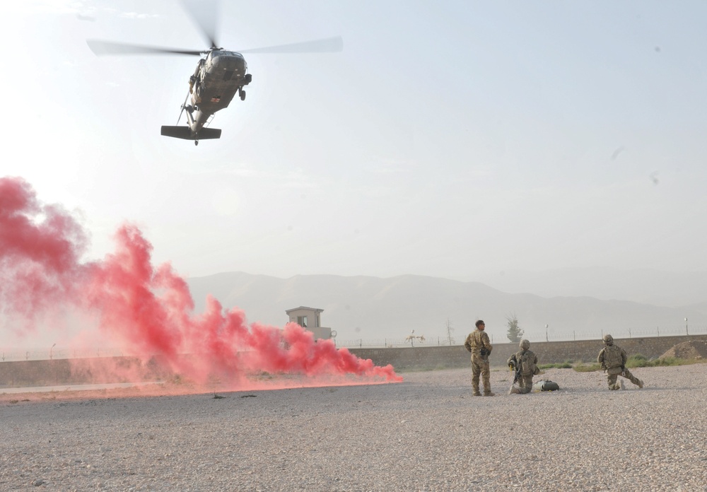 Vanguard soldiers compete 'round the clock in Best Raider Competition