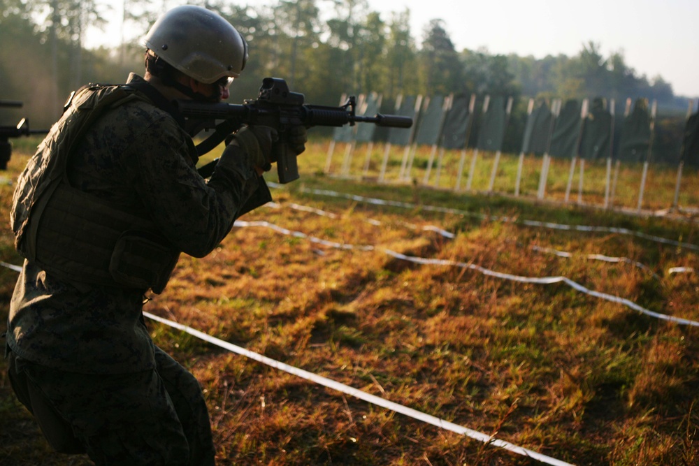 2D Reconnaissance Battalion live fire exercise