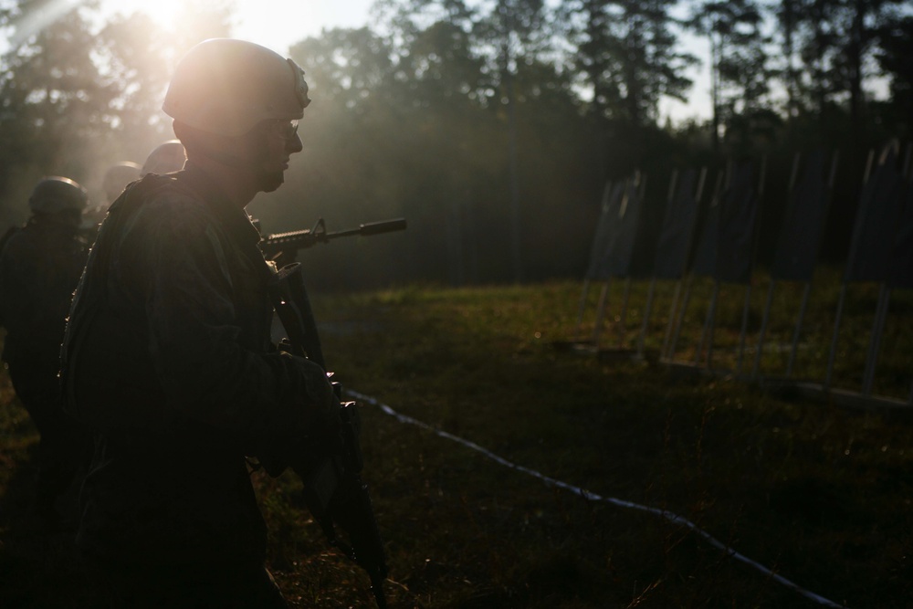 2D Recon Bn. live fire exercise