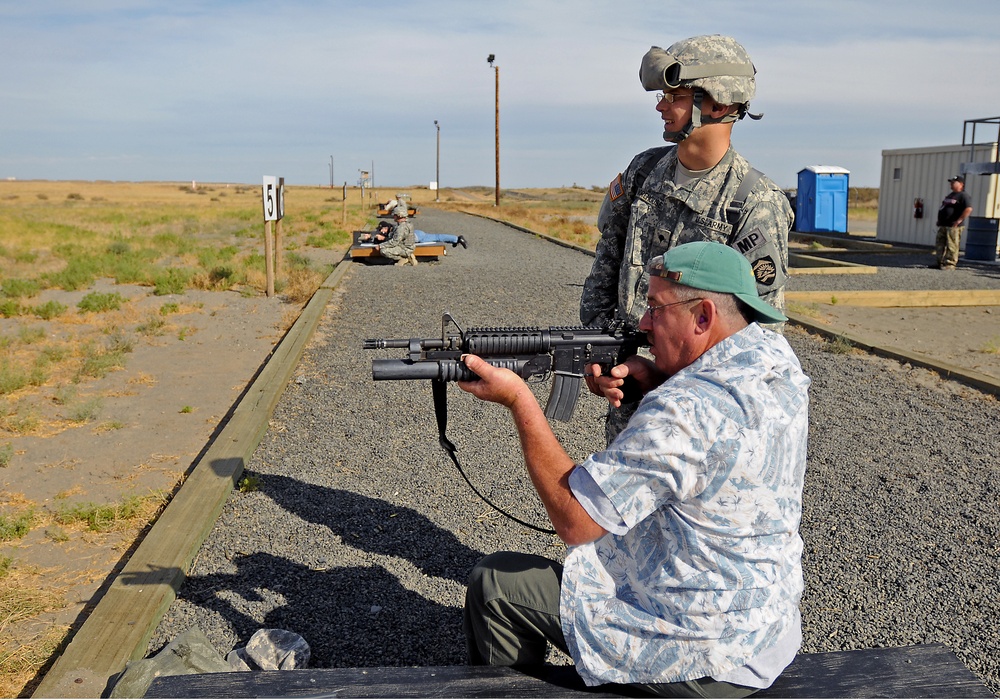 Oregon employers receive first-hand experience of military mobilization training