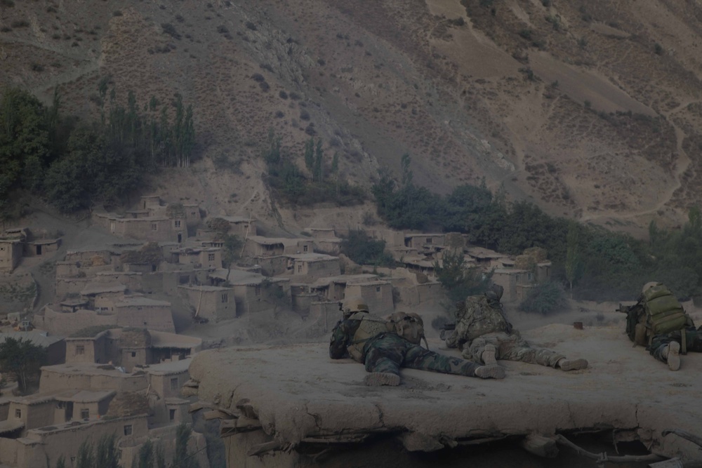 Clearing operation in Babakashan province