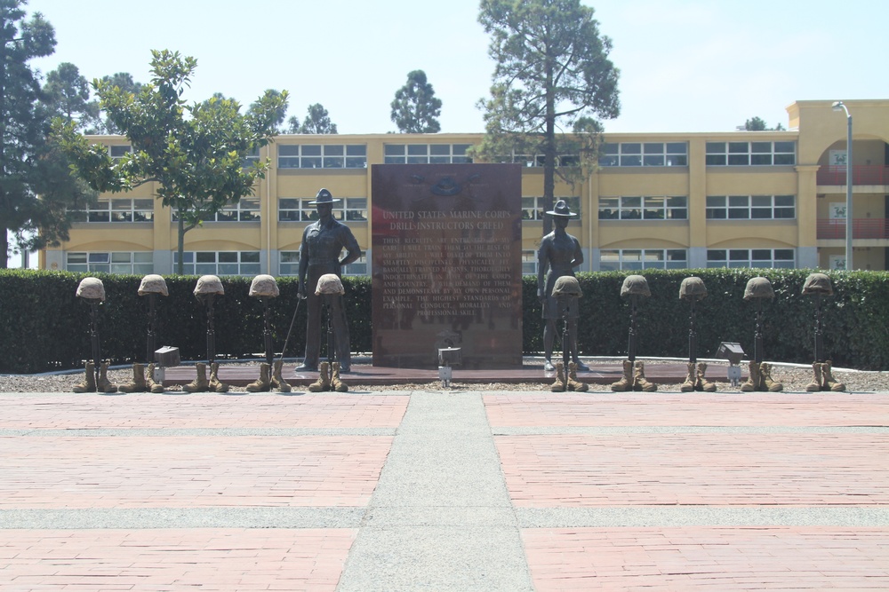 Ceremony honors fallen drill instructors