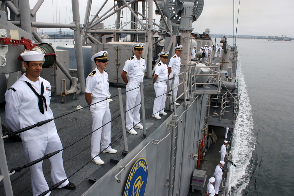 USS Thach returns to San Diego