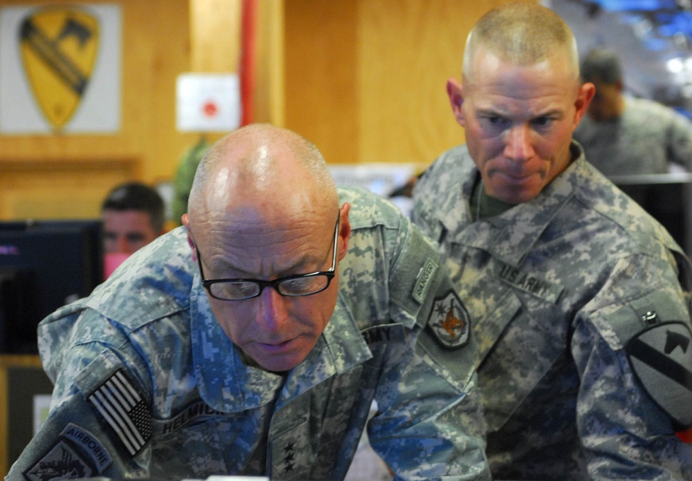 Lt. Gen. Helmick visits COS Kalsu