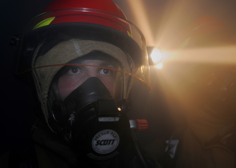 USS Abraham Lincoln action