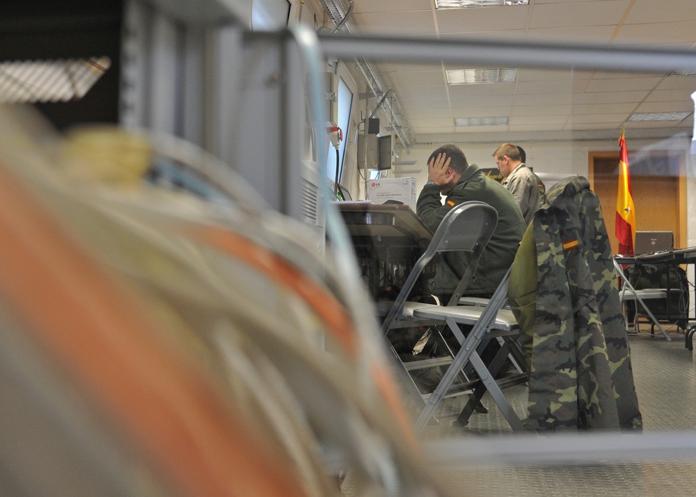Spanish armed forces hone skills during Combined Endeavor 2011