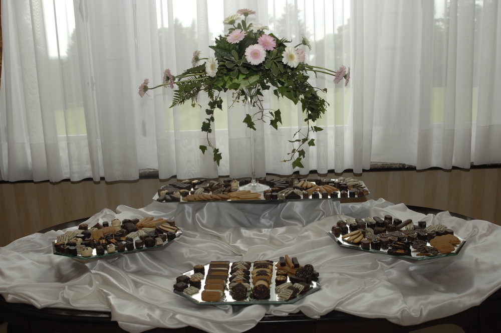 SACEUR hosts dinner for the NMRs'