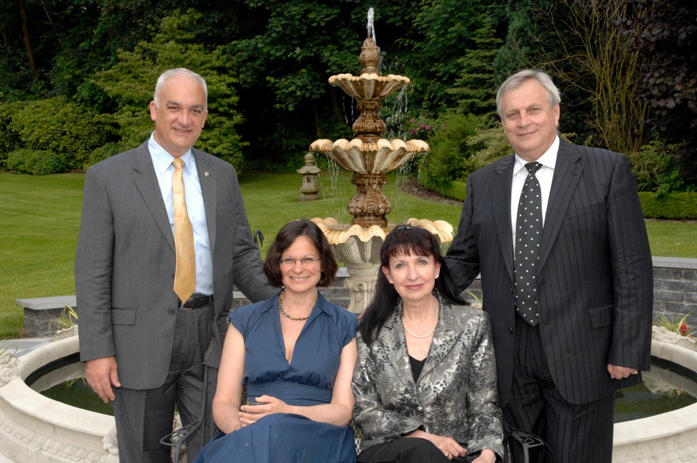 SACEUR hosts dinner for the NMRs'