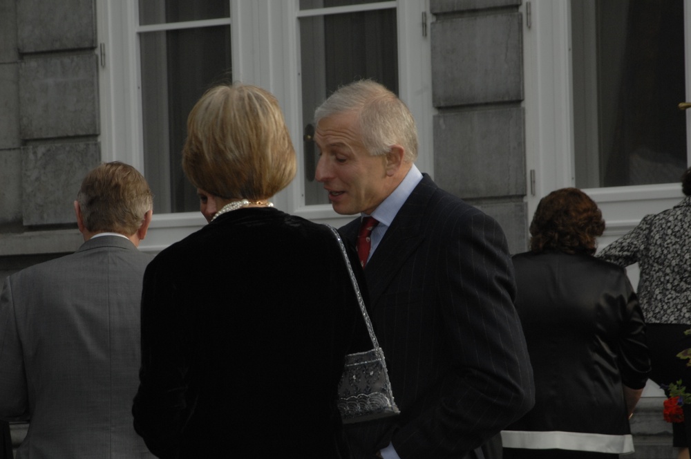 SACEUR hosts dinner for the NMRs'