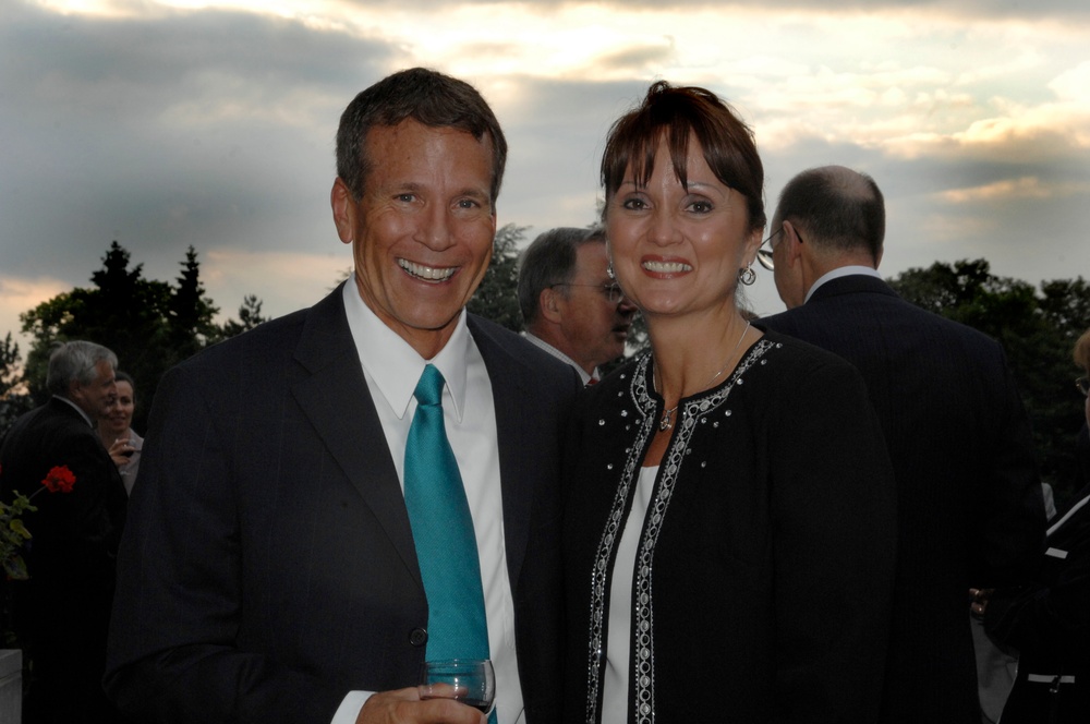 SACEUR hosts dinner for the NMRs'