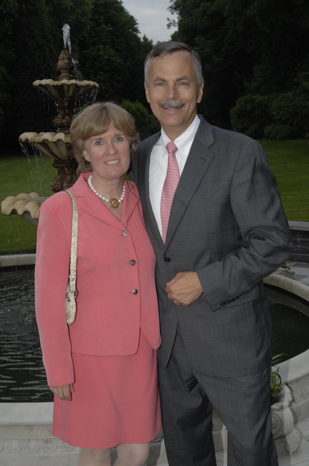 SACEUR hosts dinner for the NMRs'