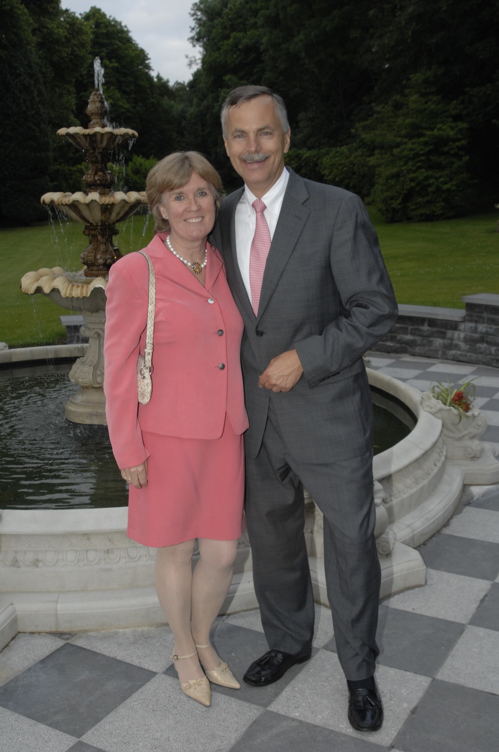 SACEUR hosts dinner for the NMRs'