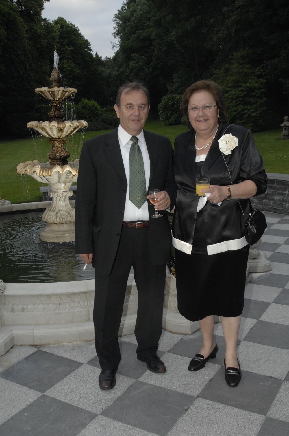 SACEUR hosts dinner for the NMRs'