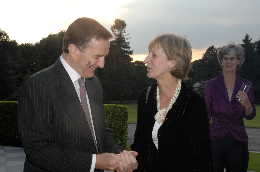 SACEUR hosts dinner for the NMRs'