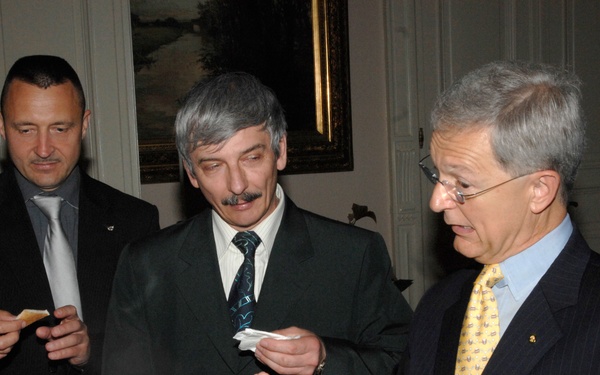 SACEUR hosts dinner for the NMRs'