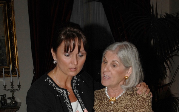 SACEUR hosts dinner for the NMRs'