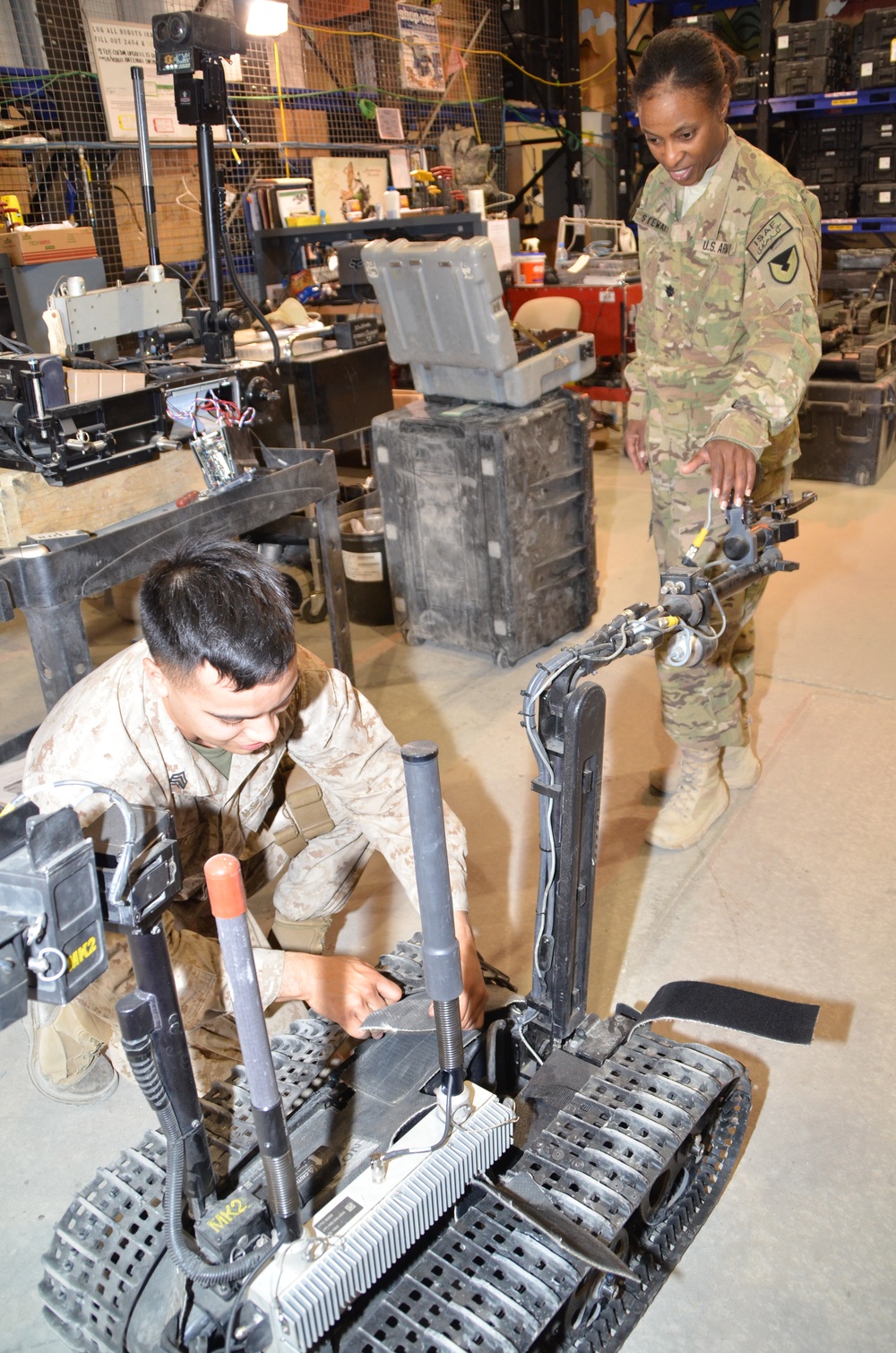 401st Army Field Support Brigade ALT-D visits Joint Robotics