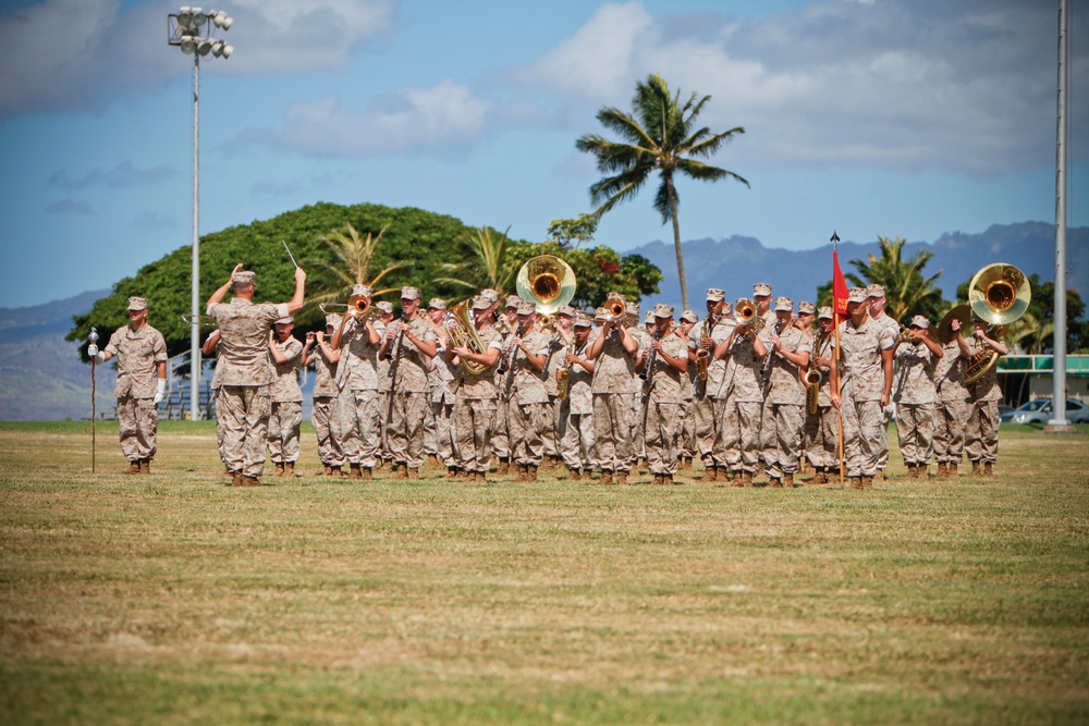 HQSVCBN/MARFORPAC change of command