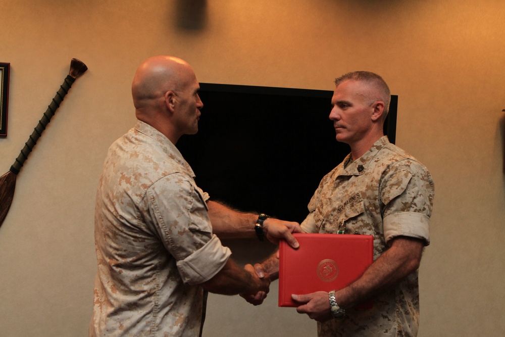 Kozma receives Navy Commendation Medal