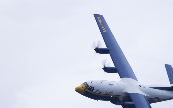 Fat Albert performs during NAS Oceana