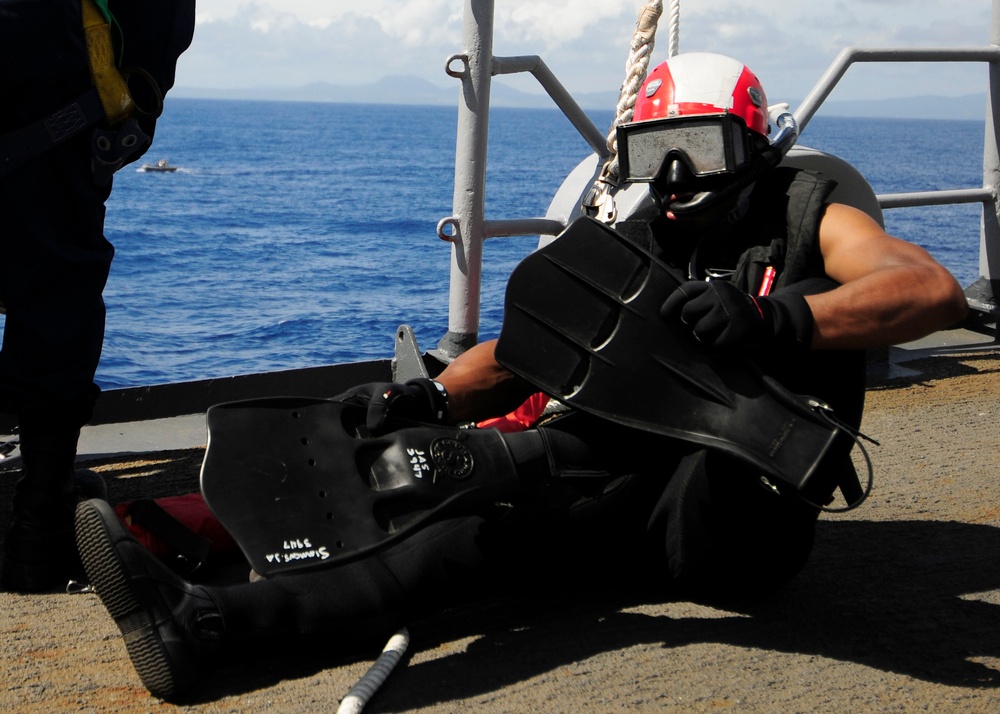 USS Denver crash and salvage endurance training