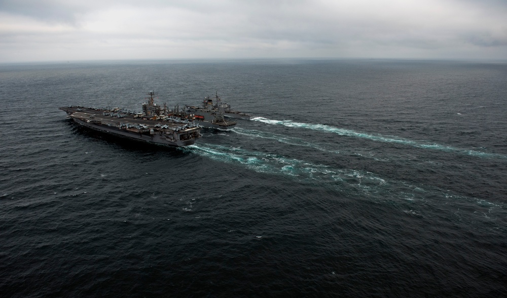 USS Abraham Lincoln action