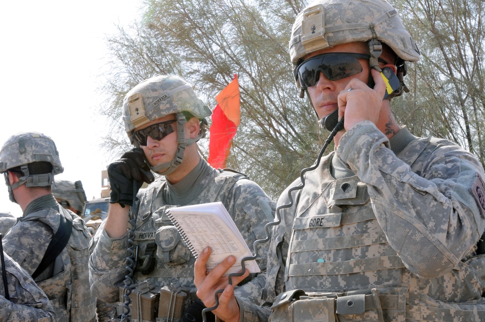 Air-ground integration training: Paratroopers train for any contingency