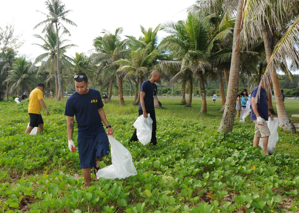 USS Frank Cable community service event