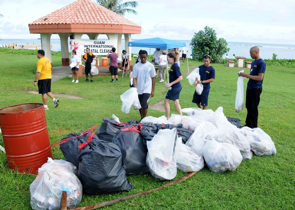 USS Frank Cable community service event