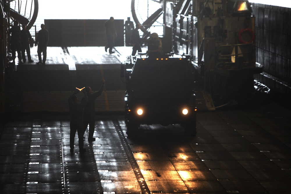 Marines train for amphibious operations during Dawn Blitz