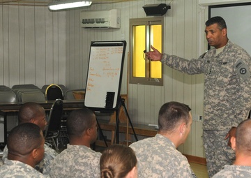 Third Army CG, CSM visit troops at Camp Buehring