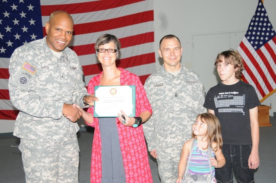 20th Support Command (CBRNE) says good bye to Orosz family