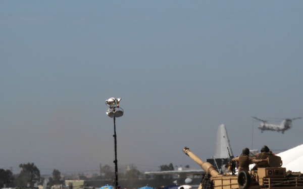 Crowds line up for air show