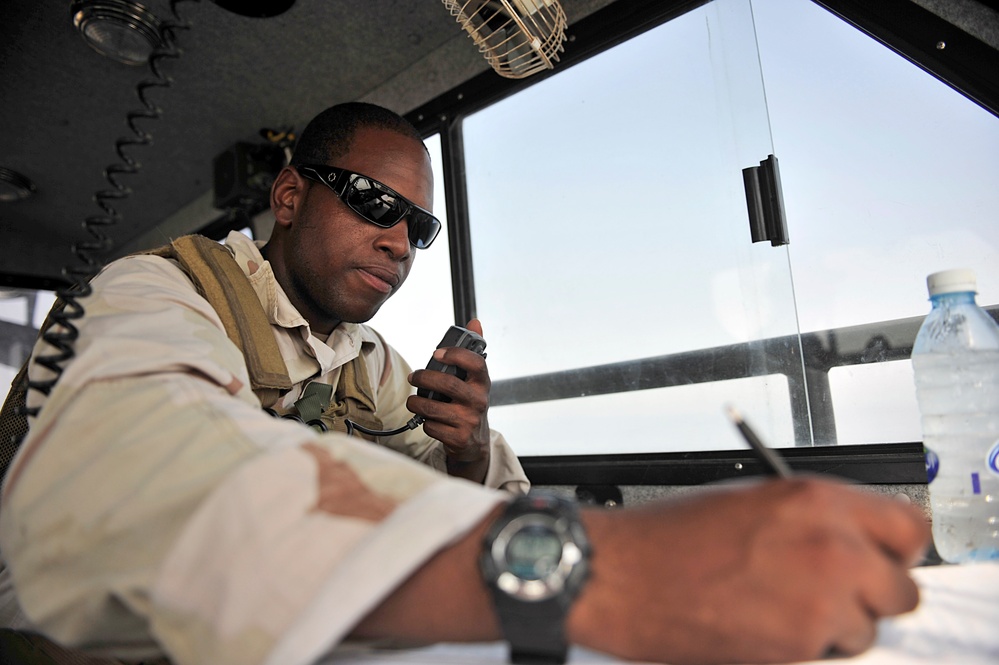 Escorting the USS Carney safely