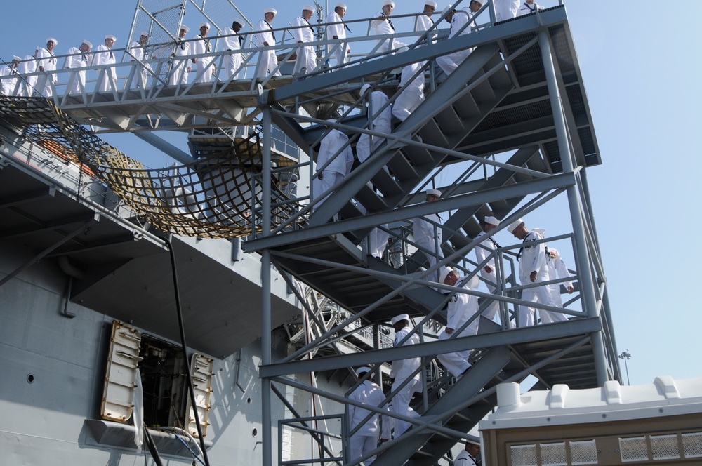 USS Cleveland decommissioning ceremony