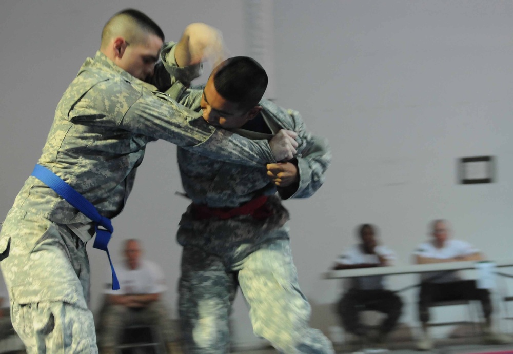 DVIDS - News - Judo-surfing soldier signals for waves in Iraq