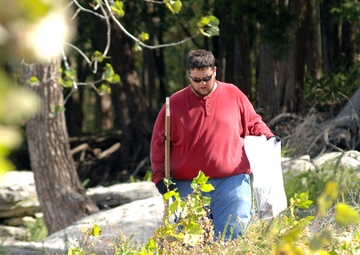 Center Hill Lake benefits from 'trashy' leadership teambuilding