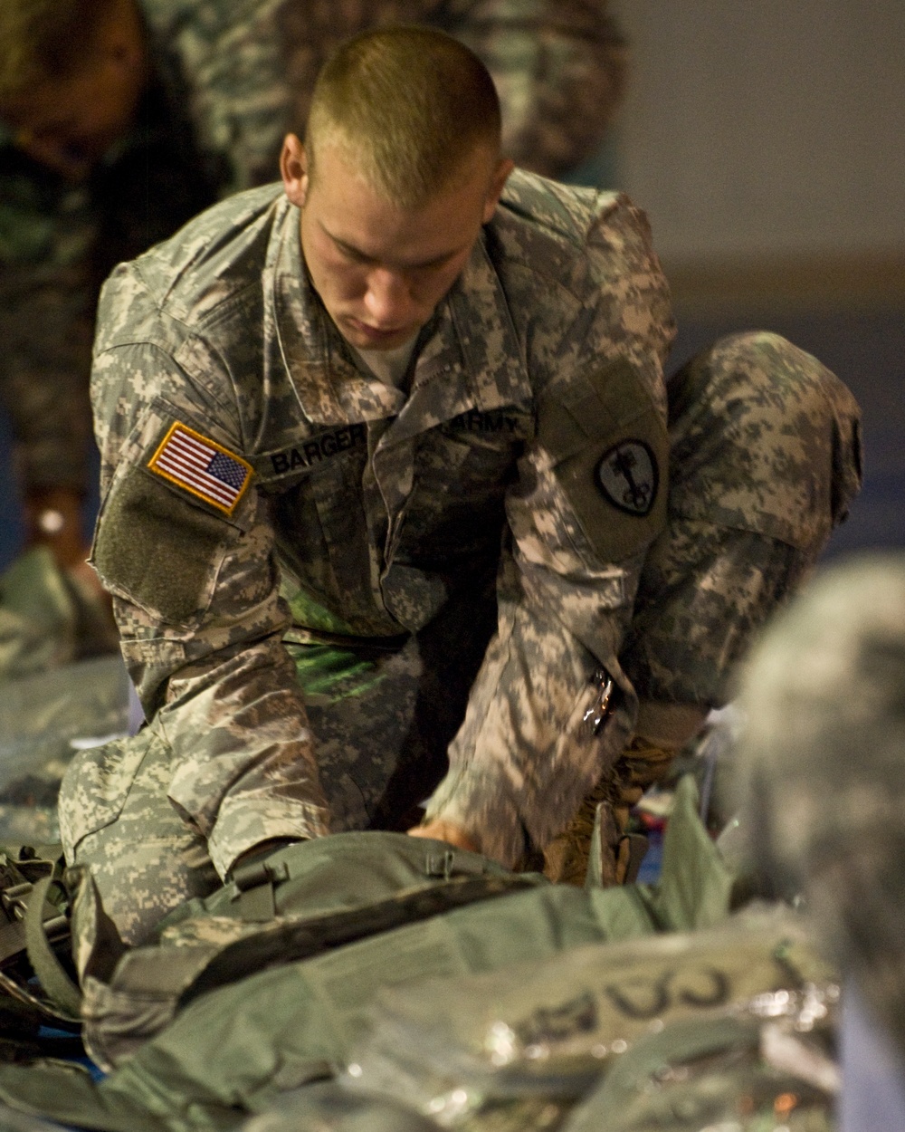 Barger conducts pre-combat check