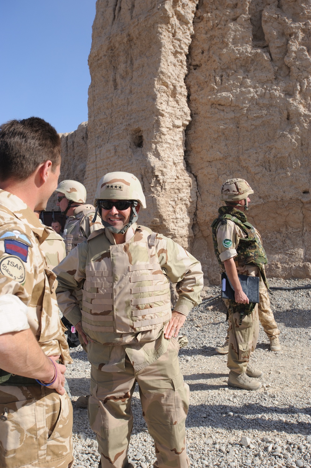 SACEUR visits troops in Afghanistan