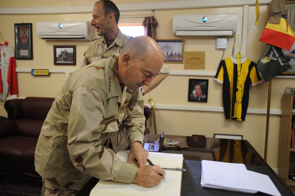 SACEUR visits troops in Afghanistan