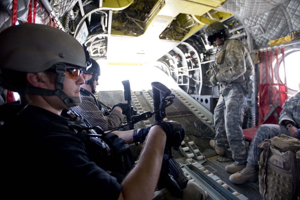 SACEUR visits troops in Afghanistan