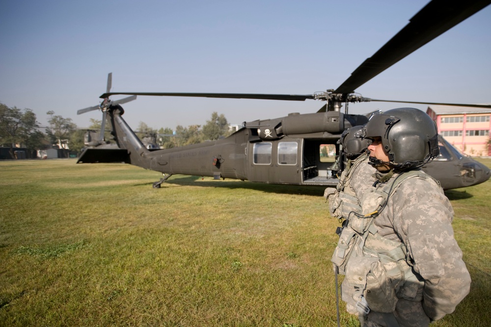 SACEUR visits troops in Afghanistan