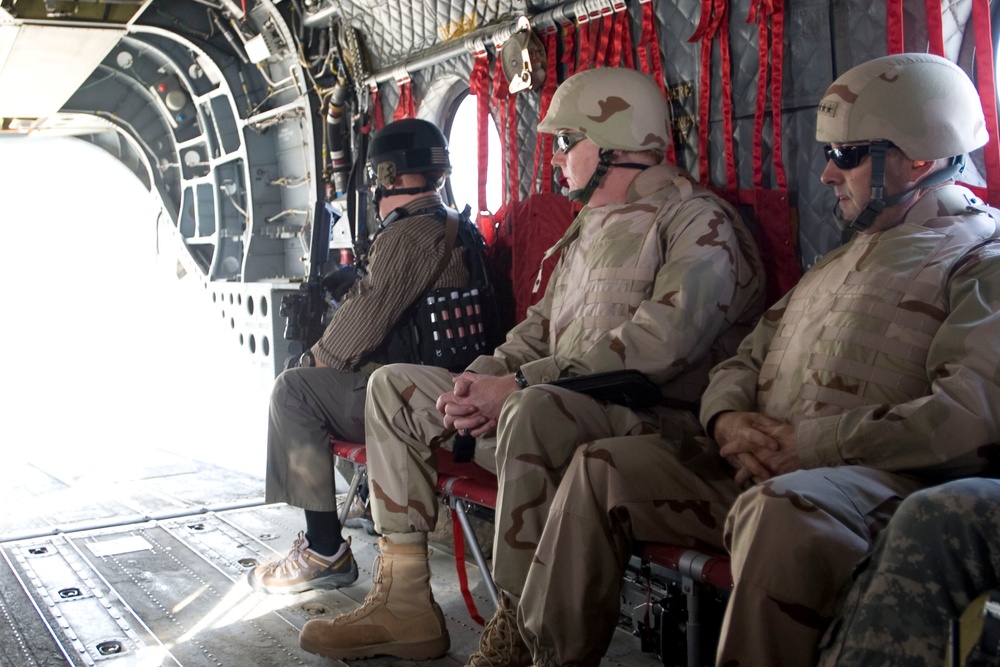 SACEUR visits troops in Afghanistan
