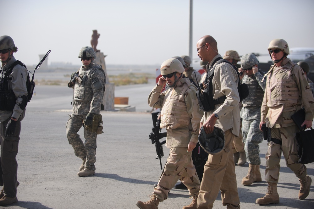 SACEUR visits troops in Afghanistan