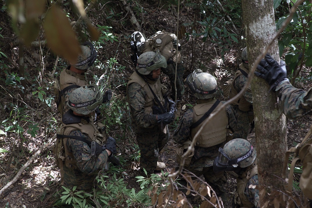 Camp Lejeune Marines traverse Okinawa jungle