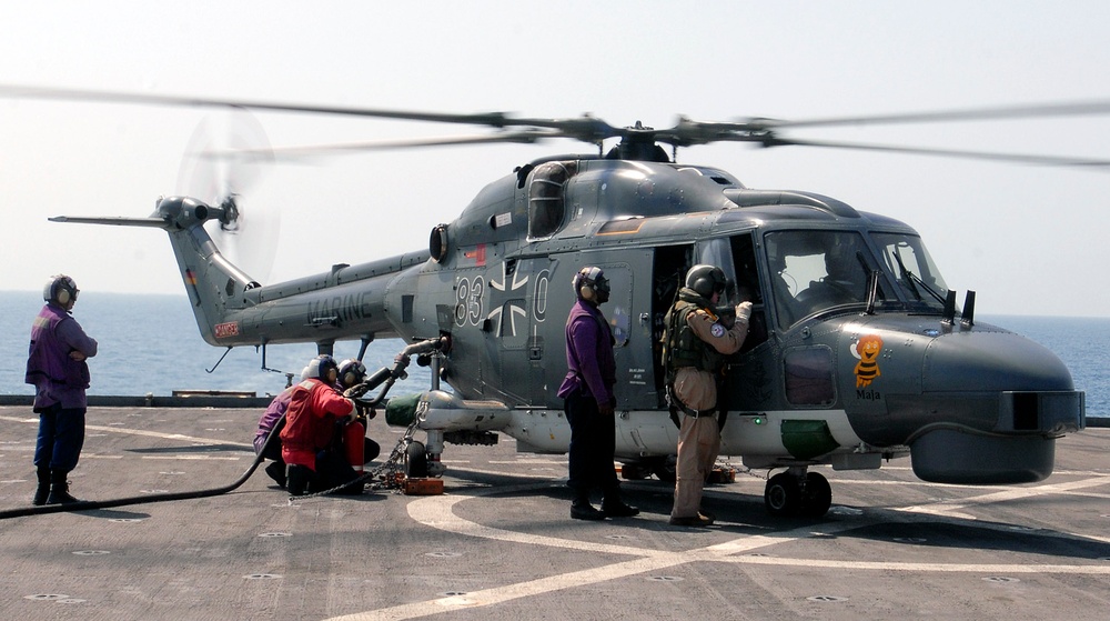 German Marine Lynx refuels aboard USS Whidbey Island