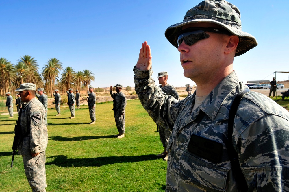 Mass re-enlistment in Iraq