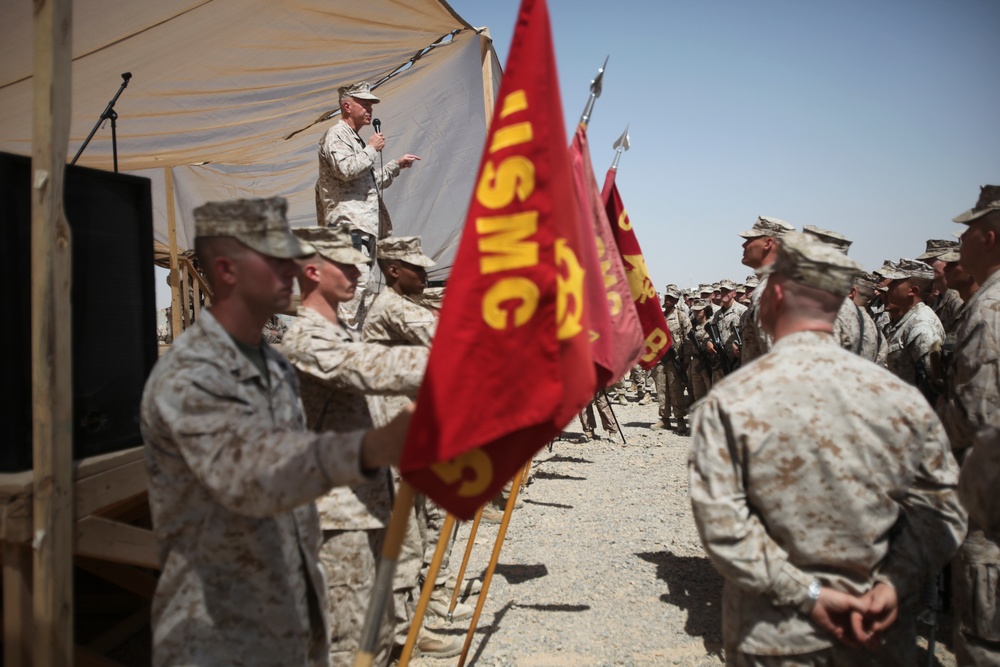 Commandant of the Marine Corps visits Camp Dwyer